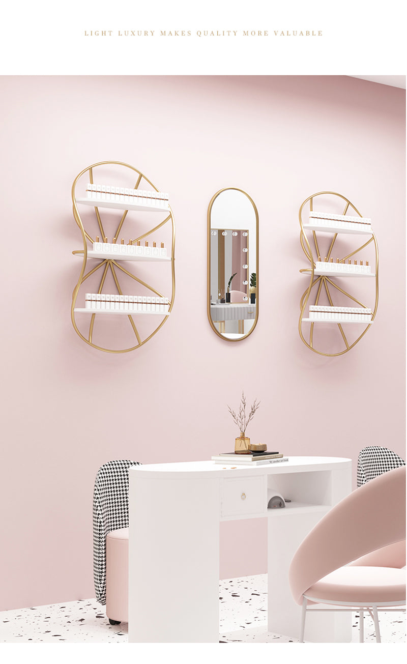 Scaffale in ferro per smalti dal design nordico